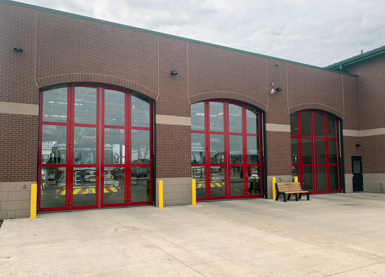 Architectural Vertical Four-Fold