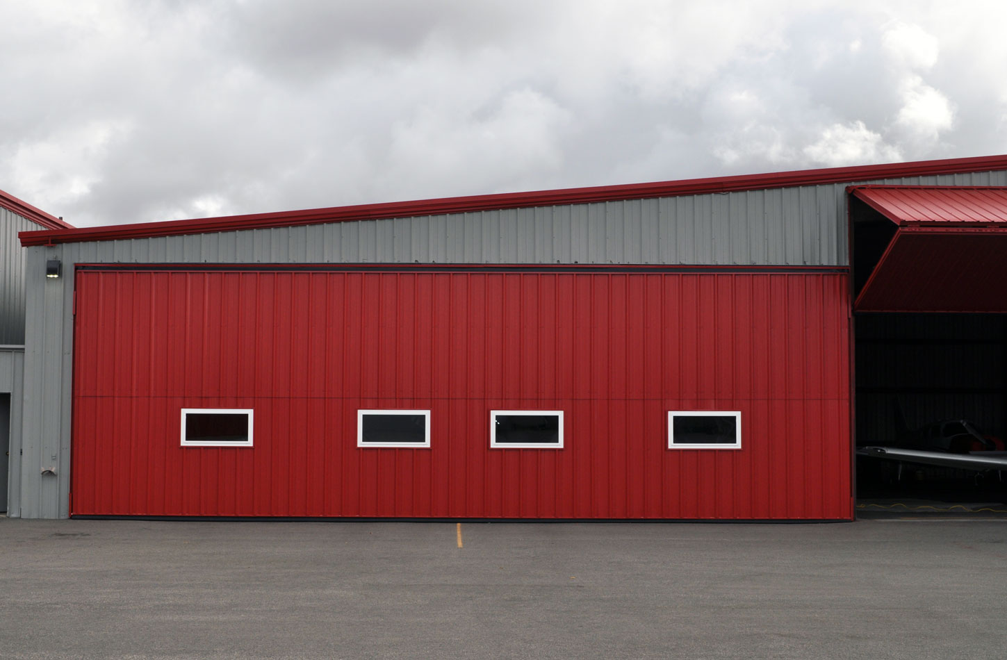 Bi-fold hangar Flying Cloud Airport 44 x 12