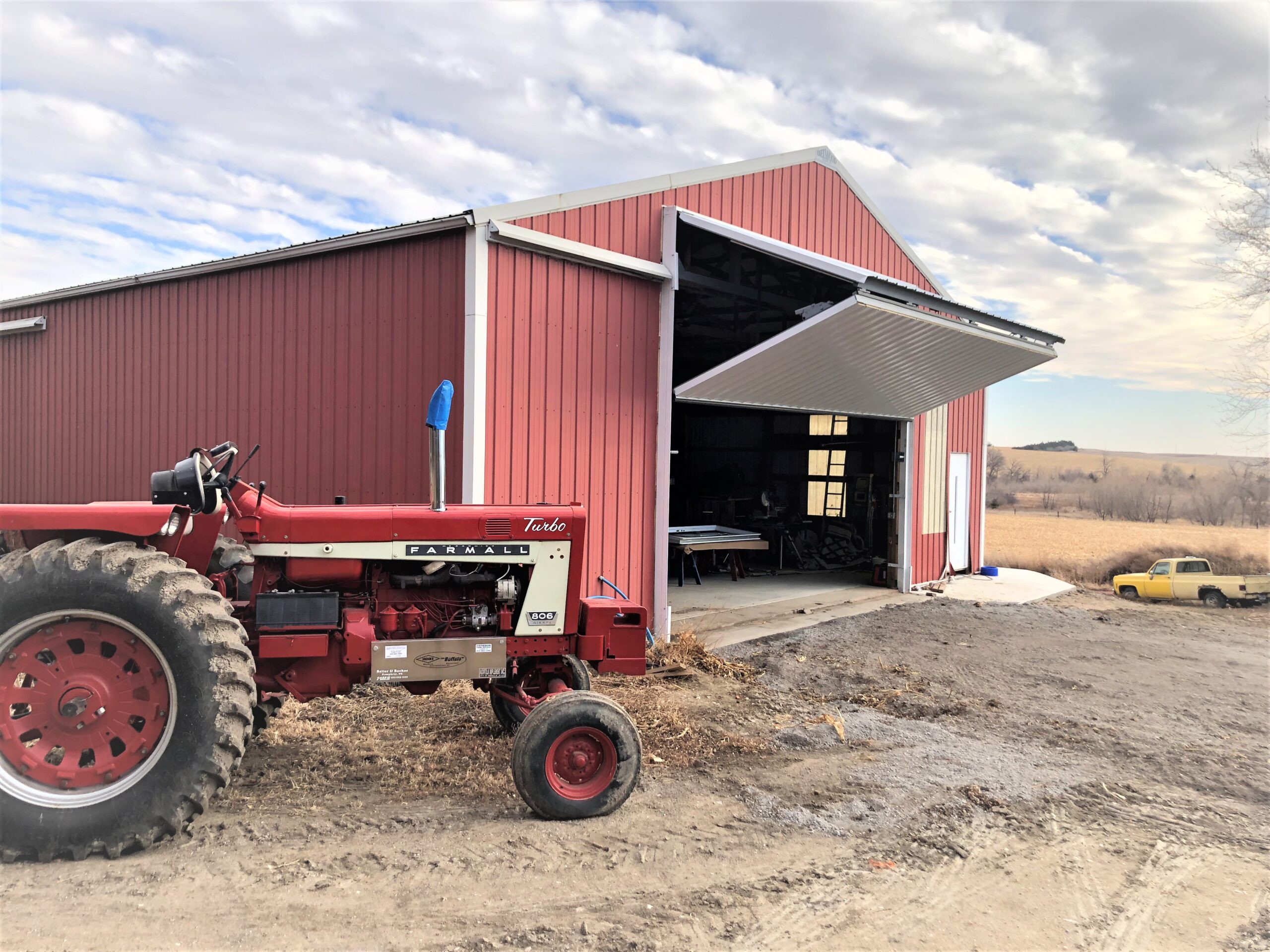 71 - BVD - Kumpf - ID 16700 - AFTER Farm building doors for a property in Williston, ND
